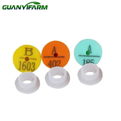 Marchi auricolari di coniglio